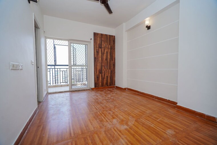 Room, a-v-vihaan-galaxy 3 Bedroom 1010 Sq.Ft. Builder Floor In Kulesara Greater Noida 10430353