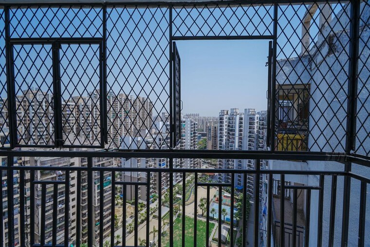 Balcony, a-v-vihaan-galaxy 3 Bedroom 1010 Sq.Ft. Builder Floor In Kulesara Greater Noida 10430353