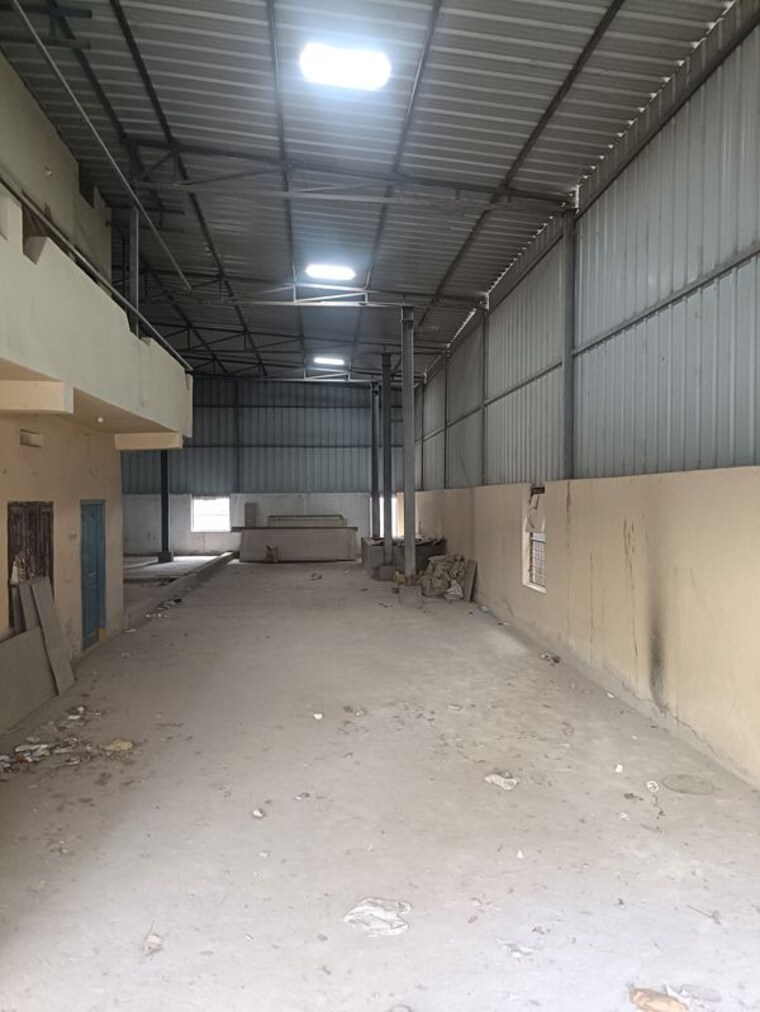  Parking, anita-residency-madhapur Commercial Warehouse 5000 Sq.Ft. In Madhapur Hyderabad 10430365