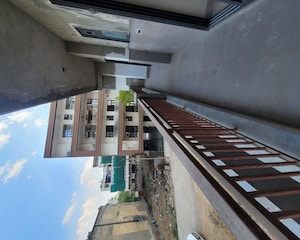 Balcony in 4 BHK Builder Floor at Green Fields Colony – for Sale