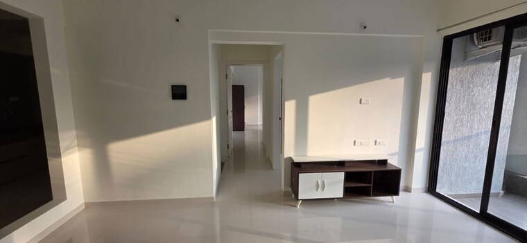 undefined, kumar-47-east-a 2 Bedroom 1100 Sq.Ft. Apartment In Magarpatta City Pune 10430381