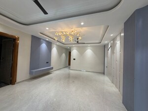 4 BHK Builder Floor For Sale in Green Fields Colony
