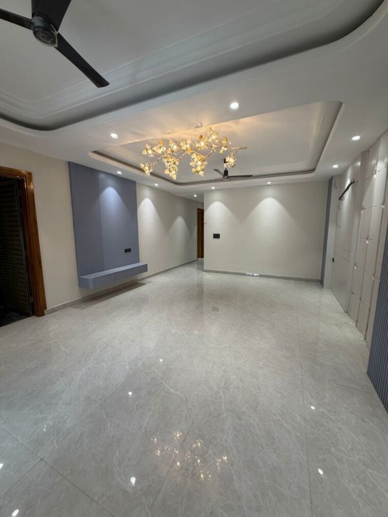 Room, green fields colony 4 Bedroom 3600 Sq.Ft. Builder Floor In Green Fields Colony Faridabad 10430386