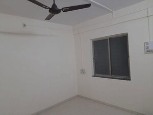 Room in 1 BHK Apartment at Siddarth Nagar Society – for Rent
