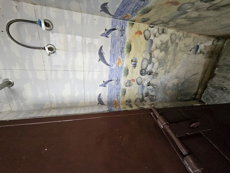 Bathroom, burari 1 Bedroom 40 Sq.Yd. Builder Floor In Burari Delhi 10430453