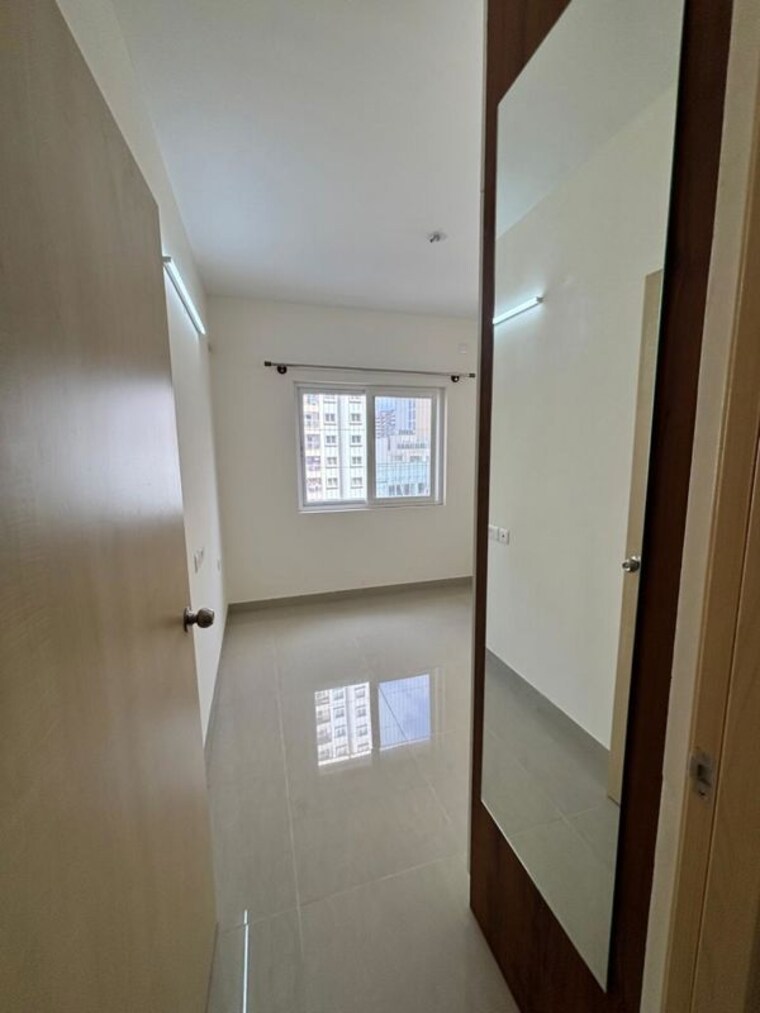 Room, vasantha vallabha nagar vv nagar  3 Bedroom 1300 Sq.Ft. Apartment In Vasantha Vallabha Nagar (vv Nagar) Bangalore 10430461