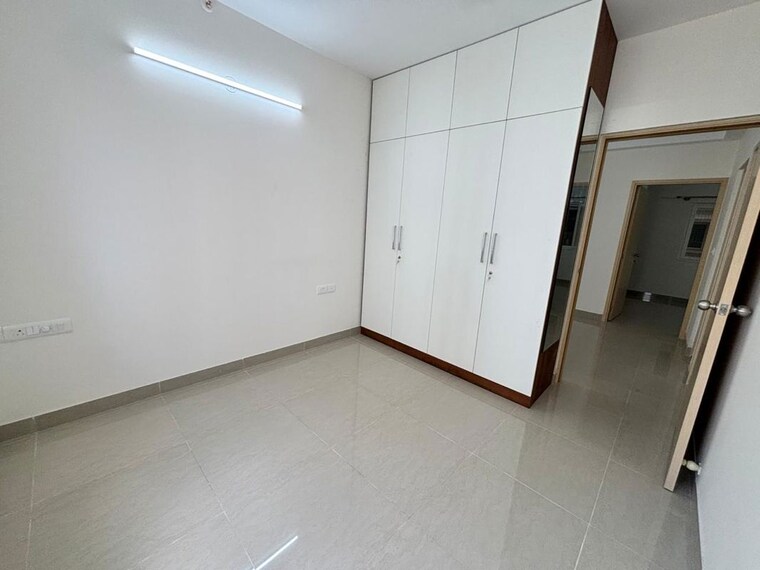 Room, vasantha vallabha nagar vv nagar  3 Bedroom 1300 Sq.Ft. Apartment In Vasantha Vallabha Nagar (vv Nagar) Bangalore 10430461