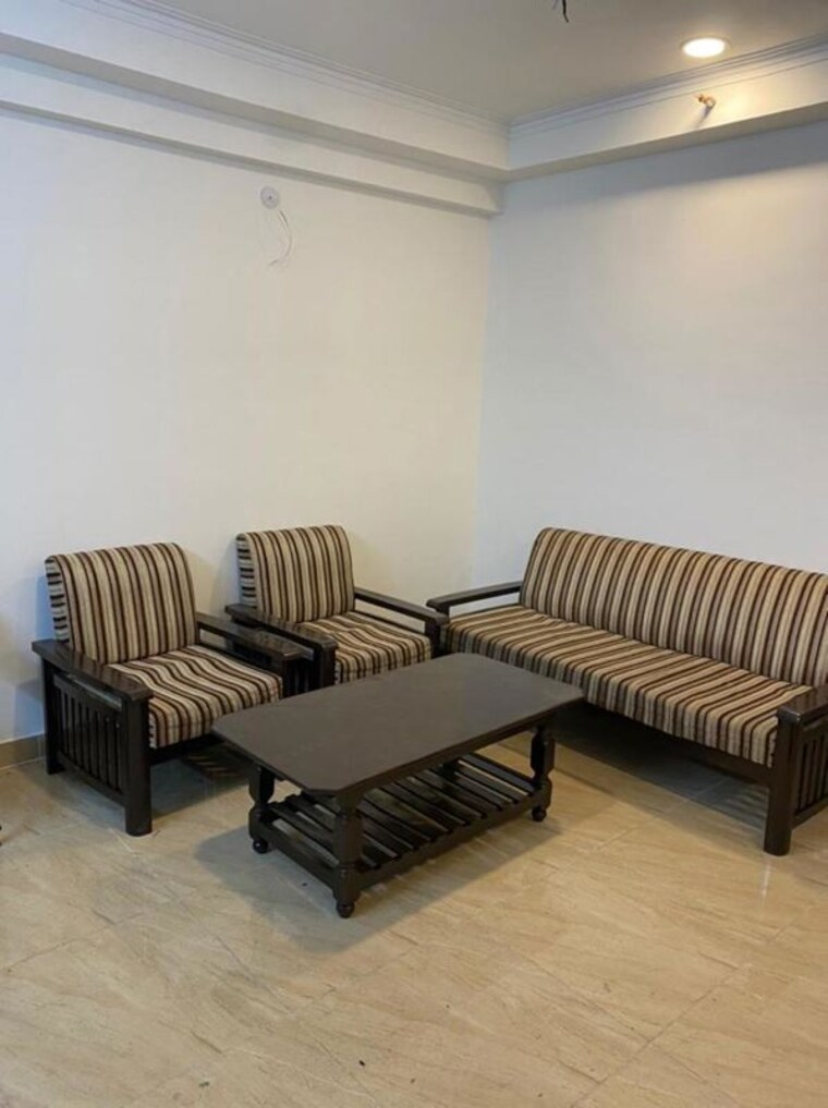 Living Room, gaur-14th-avenue-high-street 2 Bedroom 1040 Sq.Ft. Apartment In Sector 16c Greater Noida Greater Noida 10430460