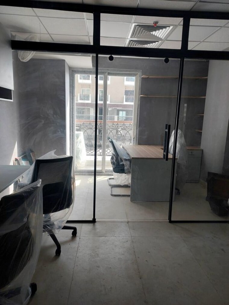 Team Area, pks-town-central Commercial Office Space 500 Sq.Ft. In Sector 16b Greater Noida Greater Noida 10413482