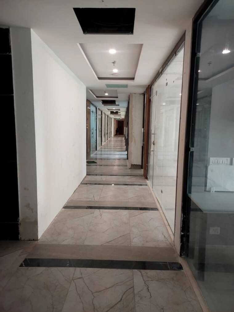 undefined, pks-town-central Commercial Office Space 500 Sq.Ft. In Sector 16b Greater Noida Greater Noida 10413482