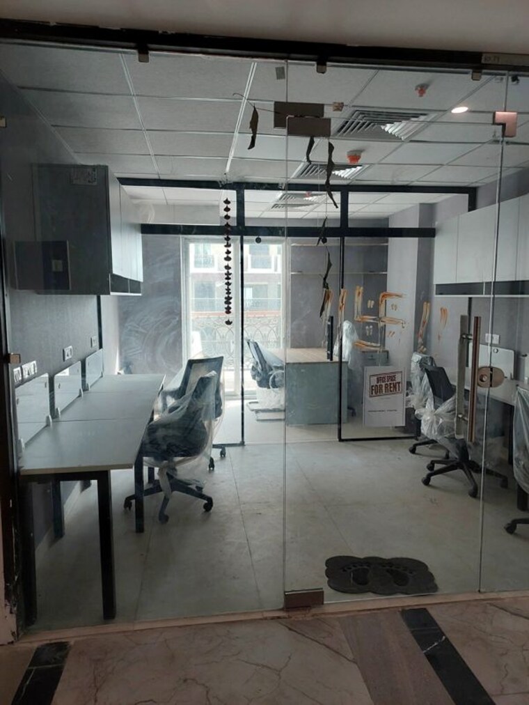 Team Area, pks-town-central Commercial Office Space 500 Sq.Ft. In Sector 16b Greater Noida Greater Noida 10413482