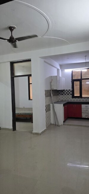 Room in 3 BHK Builder Floor at Bliss Heights, Sector 104 – for Rent