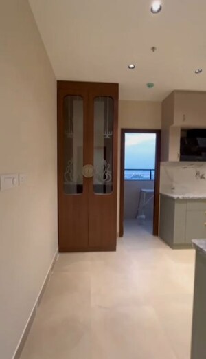 Room in 3 BHK Apartment at Prestige Tranquil, Kokapet – for Rent