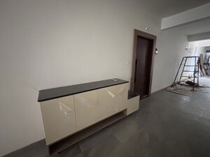 Room in 3 BHK Apartment at Praneeth Pranav Solitaire, Bachupally – for Rent