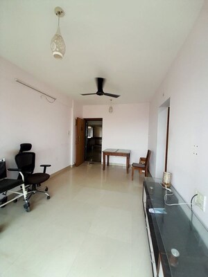 Team Area in 1 BHK Apartment at DB Parkwoods, Kasarvadavali – for Sale