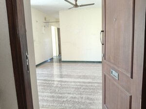Room in 1 BHK Apartment at Hiranandani Estate Penrith, Ghodbunder Road – for Rent