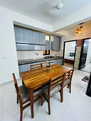2 BHK Apartment For Rent in Amolik Heights, Sector 88