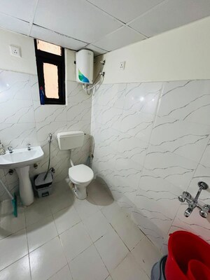 Bathroom in 2 BHK Apartment at Amolik Heights, Sector 88 – for Rent