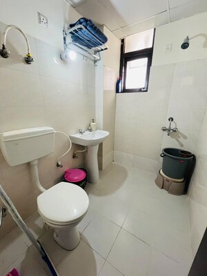 Bathroom in 2 BHK Apartment at Amolik Heights, Sector 88 – for Rent