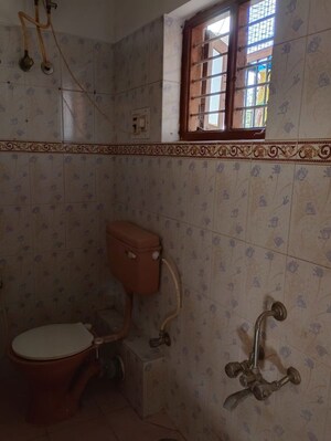 Bathroom in Studio Independent House at Banaswadi – for Rent