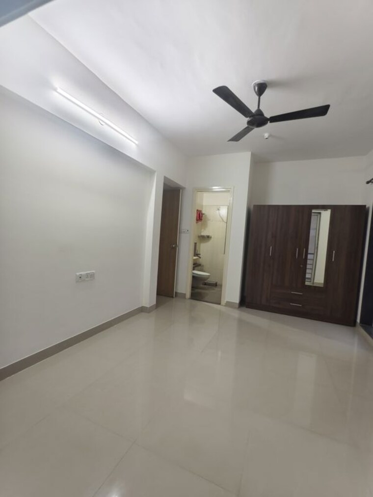 Room, db-parkwoods 2 Bedroom 710 Sq.Ft. Apartment In Kasarvadavali Thane 10430601
