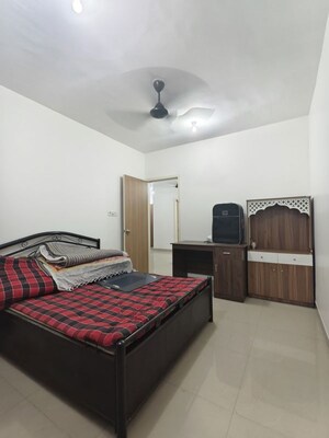 Bedroom in 2 BHK Apartment at DB Parkwoods, Kasarvadavali – for Rent