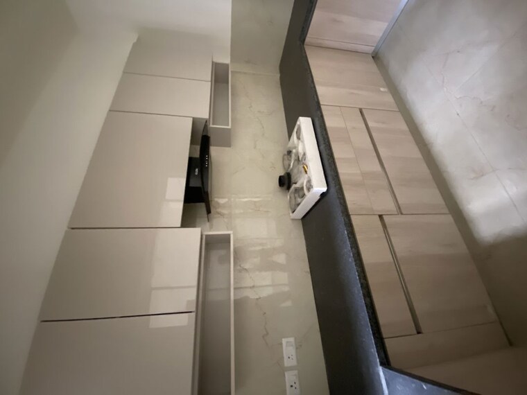 Kitchen, smart-world-orchard 3 Bedroom 1620 Sq.Ft. Builder Floor In Sector 61 Gurgaon 10430558
