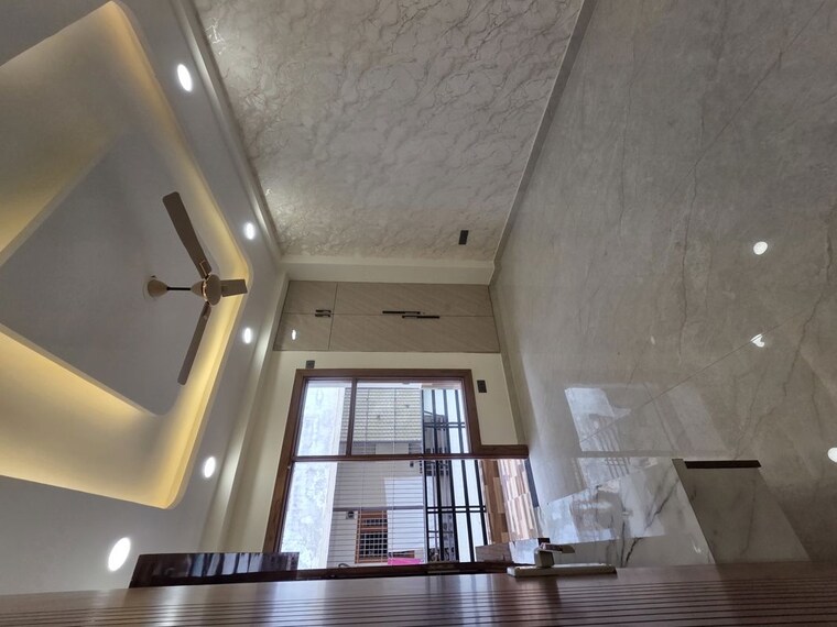 undefined, puri-kohinoor-emporium 3 Bedroom 1450 Sq.Ft. Builder Floor In Sector 89 Faridabad 10430632