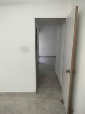 1 BHK Apartment For Rent in Hariyali