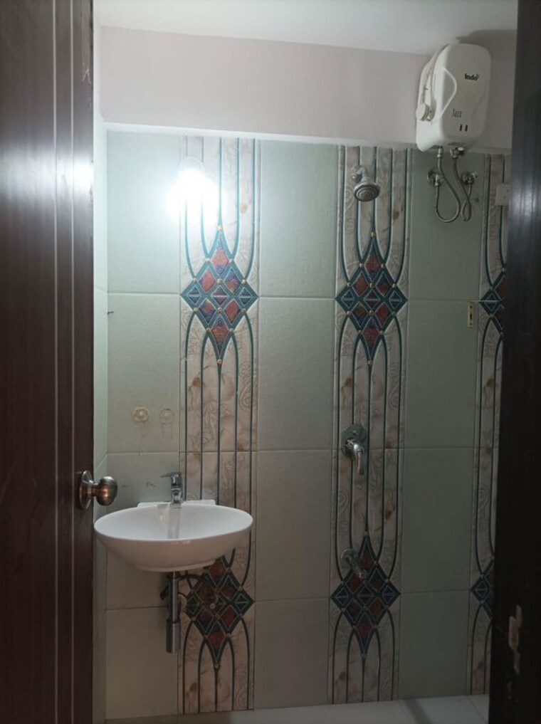 Bathroom, dss-tivon-park 2 Bedroom 687 Sq.Ft. Apartment In Ghatkopar West Mumbai 10430650
