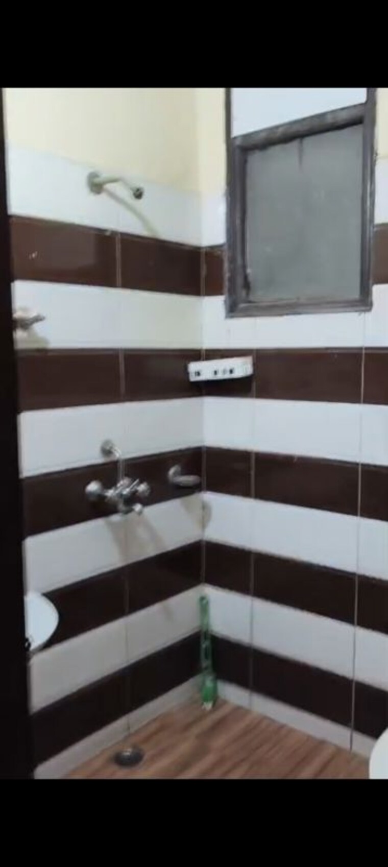 Washroom, dlf city phase 3 1 Bedroom 550 Sq.Ft. Builder Floor In Dlf City Phase 3 Gurgaon 10430654