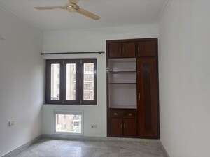 Room in 3.5 BHK Apartment at ATS Green Village, Sector 93a – for Sale