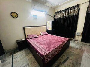 Bedroom in 3 BHK Builder Floor at Sector 49 – for Rent