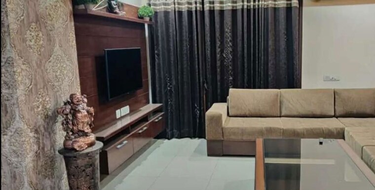 Living Room, malwa-escon-arena 3 Bedroom 1600 Sq.Ft. Apartment In Lohgarh Zirakpur 10430689