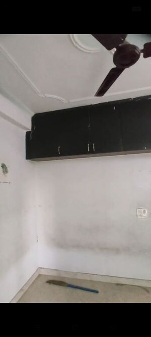 Furnished Amenities in 1 BHK Builder Floor at Mehrauli – for Rent