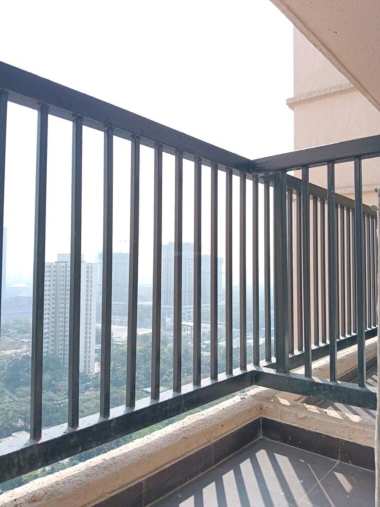 Balcony, raunak-residency-thane 1 Bedroom 470 Sq.Ft. Apartment In Pokhran Road No One Thane 10430692