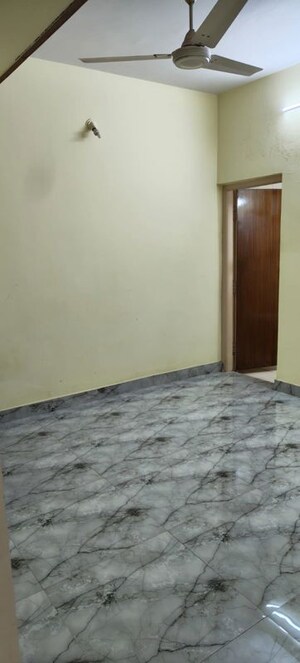 Room in 2 BHK Independent House at High Grounds – for Rent