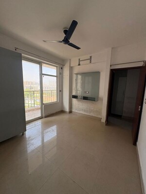 Room in 1 BHK Apartment at ROF Amaltas, Sector 92 – for Rent