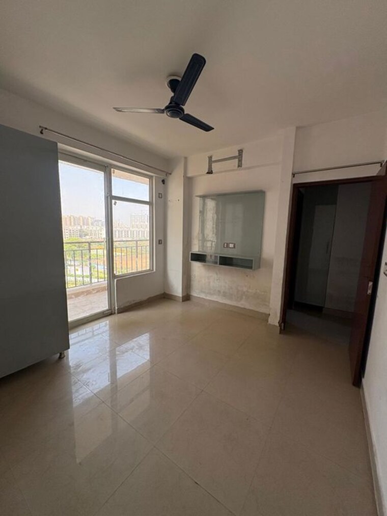 Room, rof-amaltas 1 Bedroom 450 Sq.Ft. Apartment In Sector 92 Gurgaon 10430701