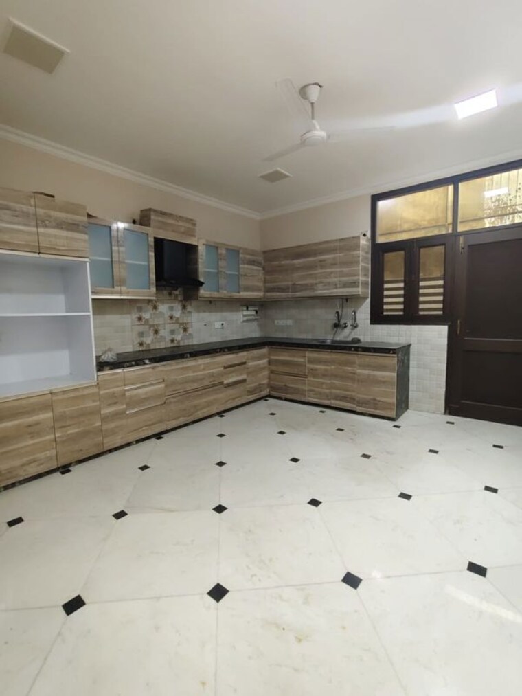 Kitchen, awho-brahmaputra-apartments 3 Bedroom 1850 Sq.Ft. Apartment In Sector 29 Noida 10430726