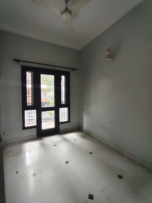 Room in 3 BHK Apartment at AWHO Brahmaputra Apartments, Sector 29 – for Rent