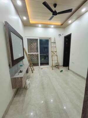 Building Lobby in 3 BHK Builder Floor at Malviya Nagar – for Rent