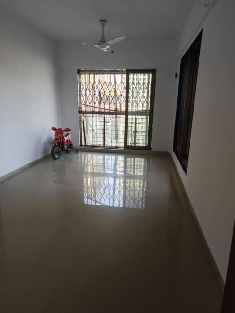 Room, sudarshan-sky-garden 2 Bedroom 600 Sq.Ft. Apartment In Ghodbunder Road Thane 10430768