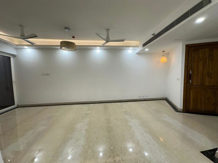 Room, wave-amore 4 Bedroom 3117 Sq.Ft. Apartment In Sector 32 Noida 10430762