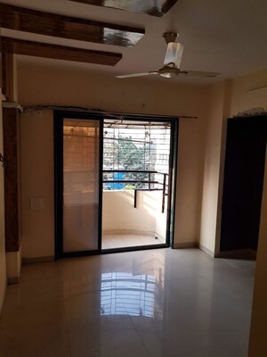 Room in 2 BHK Apartment at MK Plaza, Anand Nagar – for Rent