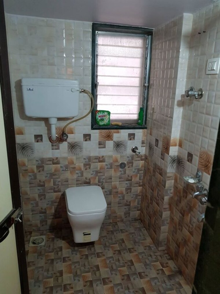 Bathroom, mk-plaza 2 Bedroom 630 Sq.Ft. Apartment In Anand Nagar Thane 10430779