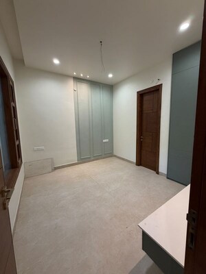 Room in 3 BHK Independent House at Silver City Heights, Ambala Highway – for Rent
