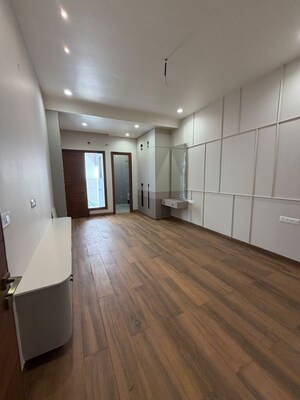 Room in 3 BHK Independent House at Silver City Heights, Ambala Highway – for Rent