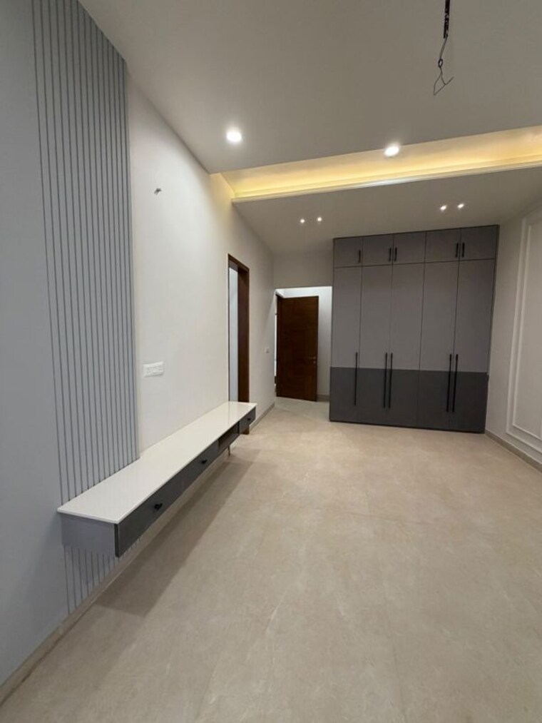 Room, silver-city-heights 3 Bedroom 2500 Sq.Ft. Independent House In Ambala Highway Zirakpur 10430780