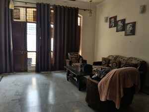 2.5 BHK Villa For Rent in Sector 23